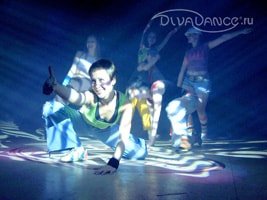 танцы - тематическая вечеринка
