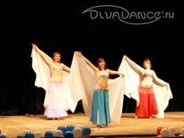 Статья: Танец живота с платком