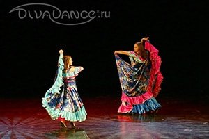 дуэт цыганского танца
